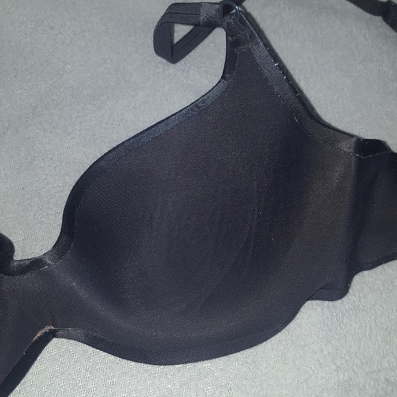 VICTORIA'S SECRET BLACK BODY BY MULTIWAY BRA - Picture 7 of 7